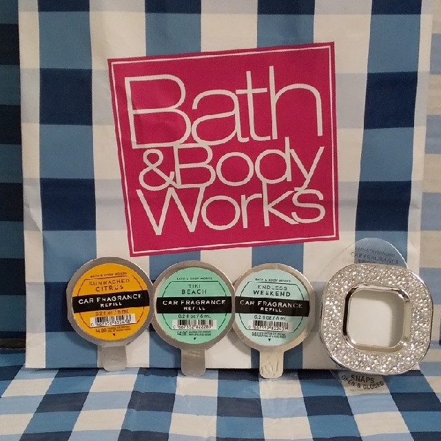 Bath & Body Works(バスアンドボディーワークス)のバスアンドボディワークス カーセントポータブル セット 自動車/バイクの自動車(車内アクセサリ)の商品写真