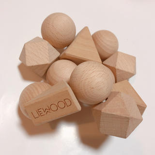 ボーネルンド(BorneLund)のLiewood 木製ラトル  木のおもちゃ(知育玩具)