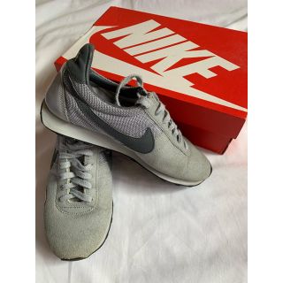 ナイキ(NIKE)のNIKE ナイキ スニーカー　23.５㎝(スニーカー)