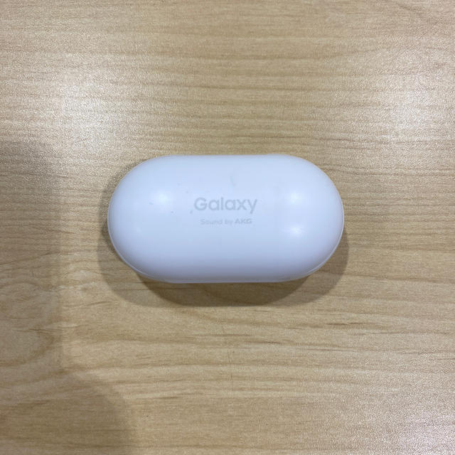 Galaxy(ギャラクシー)のGALAXY ワイヤレスイヤホンケース スマホ/家電/カメラのオーディオ機器(ヘッドフォン/イヤフォン)の商品写真