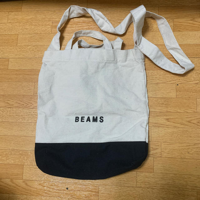 BEAMS(ビームス)のトートバッグ　リヴァイ エンタメ/ホビーのおもちゃ/ぬいぐるみ(キャラクターグッズ)の商品写真