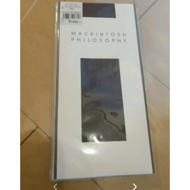 MACKINTOSH PHILOSOPHY(マッキントッシュフィロソフィー)の新品未使用 MACKINTOSH PHILOSOPHY タイツ  ダークワイン色 レディースのレッグウェア(タイツ/ストッキング)の商品写真