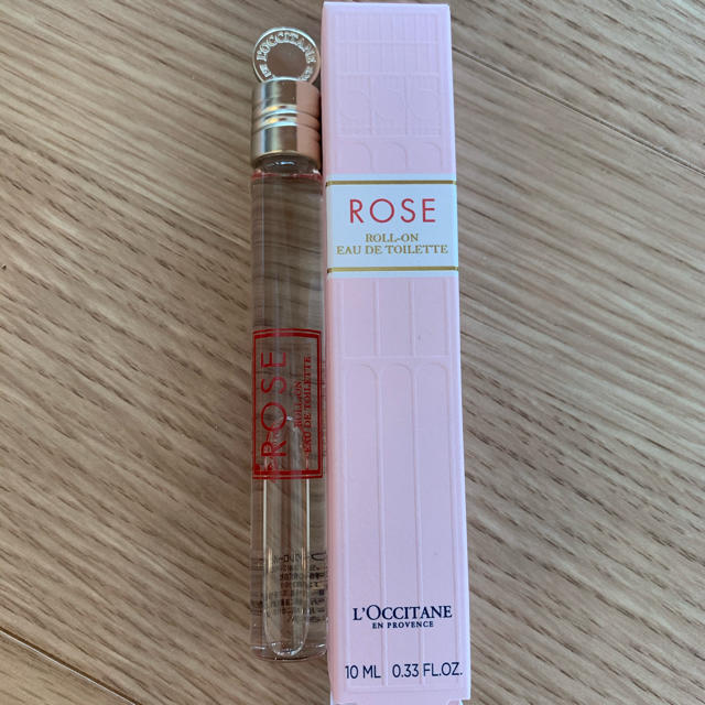 L'OCCITANE(ロクシタン)の【お値下げ】ロクシタン RS オードトワレ　ロールタッチ コスメ/美容の香水(香水(女性用))の商品写真