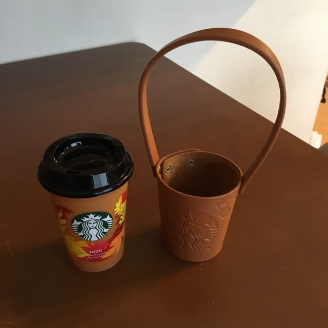 Starbucks Coffee(スターバックスコーヒー)のスターバックス　カップホルダー インテリア/住まい/日用品のキッチン/食器(グラス/カップ)の商品写真