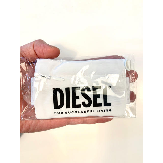 DIESEL(ディーゼル)のミニウォレット DIESEL メンズのファッション小物(コインケース/小銭入れ)の商品写真