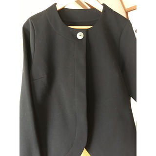 【ゆりかもめ様専用】サラウェア貝ボタンのジャケットボレロ　黒　Sarahwear(ノーカラージャケット)