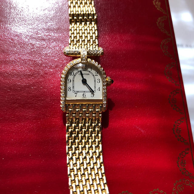 Cartier ダイヤ 時計の通販 by shop｜カルティエならラクマ - カルティエ 18k 超激安新品