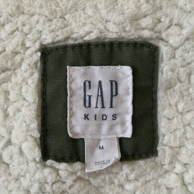 GAP(ギャップ)のGAP 130cmジャケット キッズ/ベビー/マタニティのキッズ服女の子用(90cm~)(ジャケット/上着)の商品写真