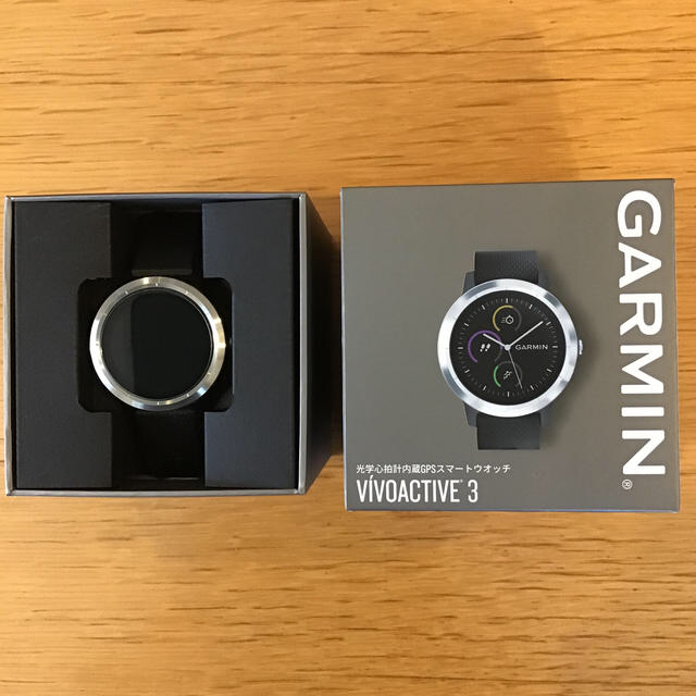 GARMIN(ガーミン)のGARMIN VIVOACTIVE3 メンズの時計(腕時計(デジタル))の商品写真