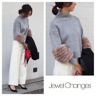 ジュエルチェンジズ(Jewel Changes)のJewel Changes JOC 袖ファー ハイネック プルオーバー(ニット/セーター)