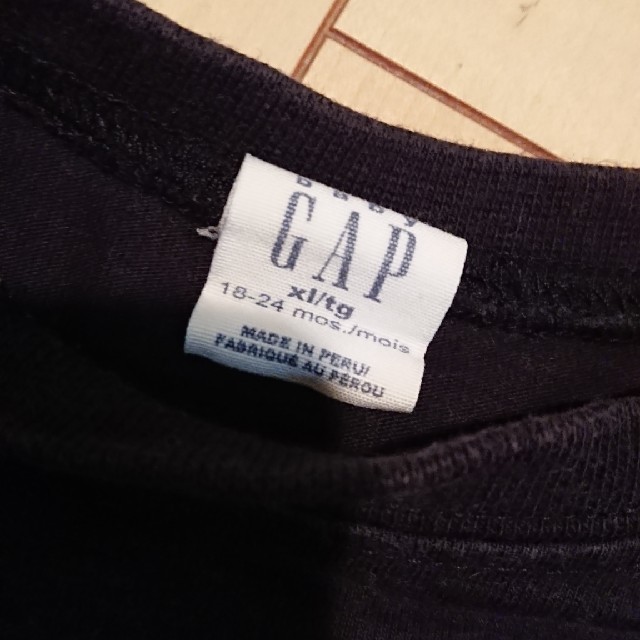 babyGAP(ベビーギャップ)のロングシャツ ハロウィン GAP キッズ/ベビー/マタニティのキッズ服男の子用(90cm~)(Tシャツ/カットソー)の商品写真