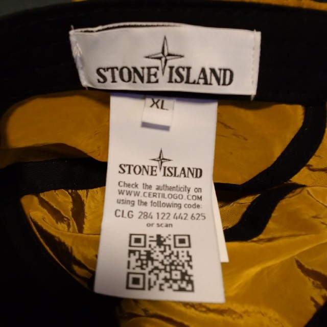 STONE ISLAND(ストーンアイランド)の新品stoneislandストーンアイランドcapニットジャケットシュプリーム メンズの帽子(キャップ)の商品写真