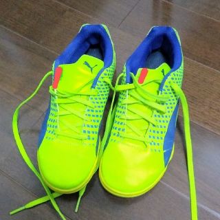 プーマ(PUMA)のサッカートレーニングシューズ　プーマ22.5cm(シューズ)