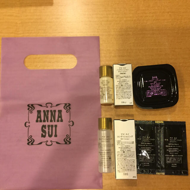 ANNA SUI(アナスイ)の未開封☆ANNA SUIサンプルセット コスメ/美容のキット/セット(サンプル/トライアルキット)の商品写真