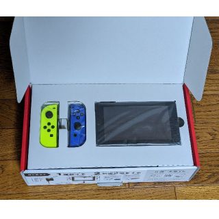 ニンテンドースイッチ(Nintendo Switch)の新品 Nintendo Switch (L) ネオンイエロー/(R) ブルー(家庭用ゲーム機本体)