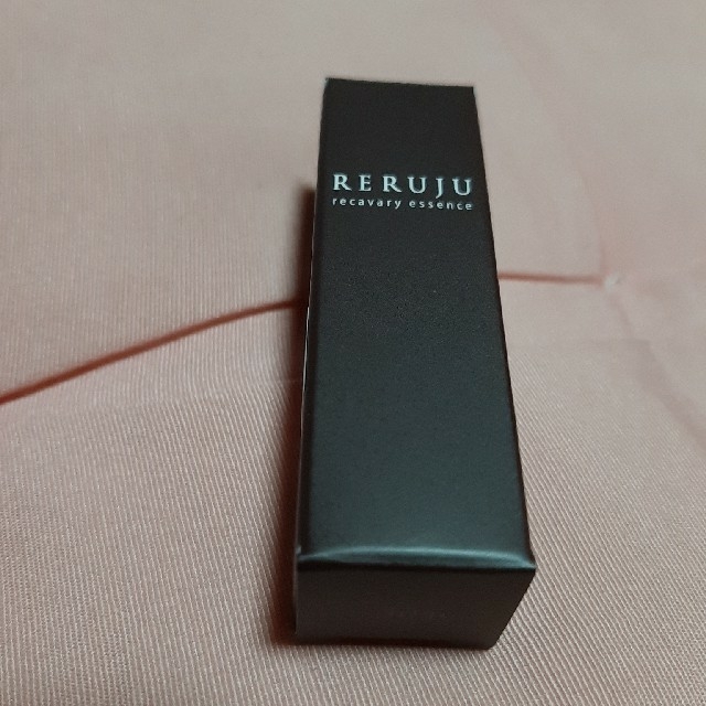 リルジュ　RERUJU  Rエッセンス 美容液　7ml コスメ/美容のスキンケア/基礎化粧品(美容液)の商品写真