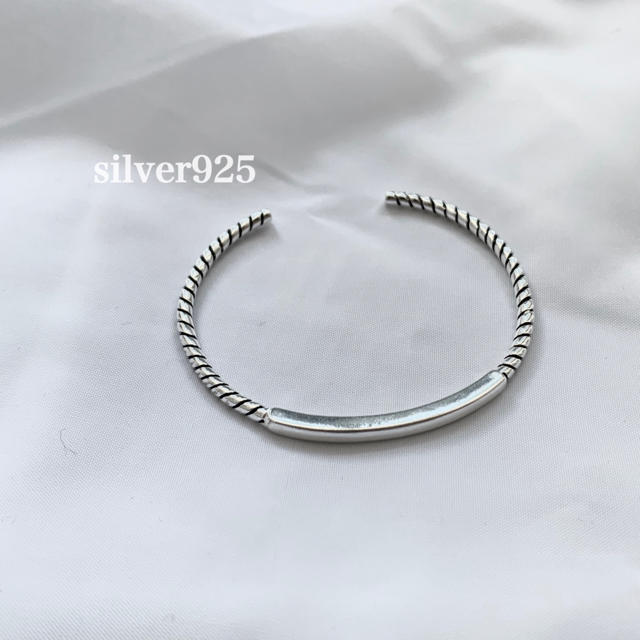 BEAUTY&YOUTH UNITED ARROWS(ビューティアンドユースユナイテッドアローズ)のsilver925  ヴィンテージバングル①  レディースのアクセサリー(ブレスレット/バングル)の商品写真