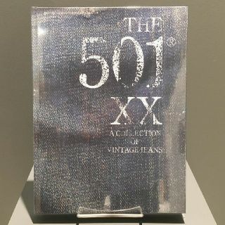 リーバイス(Levi's)のTHE 501XX A COLLECTION OF VINTAGE JEANS(ファッション)