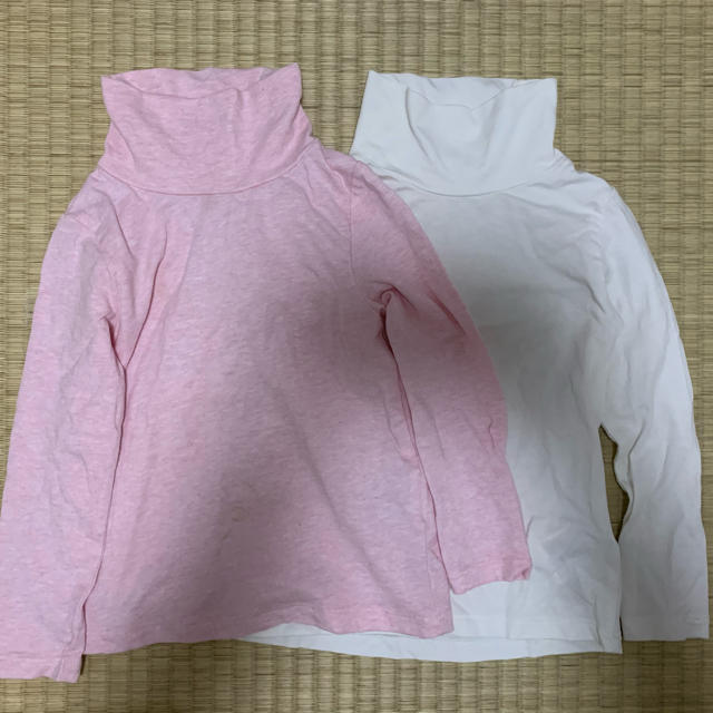 H&M(エイチアンドエム)のH&M 90cm タートルネック 長袖Tシャツ 2枚セット キッズ/ベビー/マタニティのキッズ服女の子用(90cm~)(Tシャツ/カットソー)の商品写真