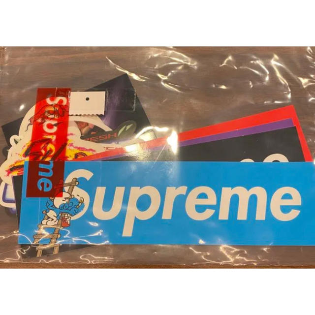 Supreme(シュプリーム)のSupreme Box Logo Smurf ステッカーセット メンズのファッション小物(その他)の商品写真