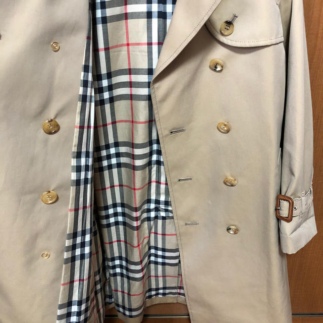 BURBERRY(バーバリー)のお値下げ！バーバリー　トレンチコート キッズ/ベビー/マタニティのキッズ服女の子用(90cm~)(コート)の商品写真