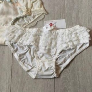 リサマリ(Risa Magli)の新品　Risa Magli、Mサイズ、ショーツ2セット(ショーツ)