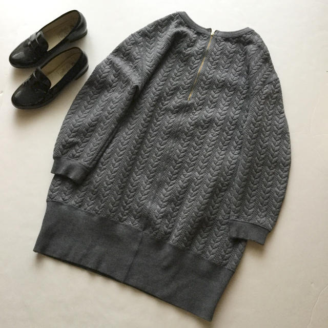 Spick & Span(スピックアンドスパン)の美品♡人気 Spick&Span ケーブルスウェットオーバーコクーンワンピース レディースのワンピース(ミニワンピース)の商品写真