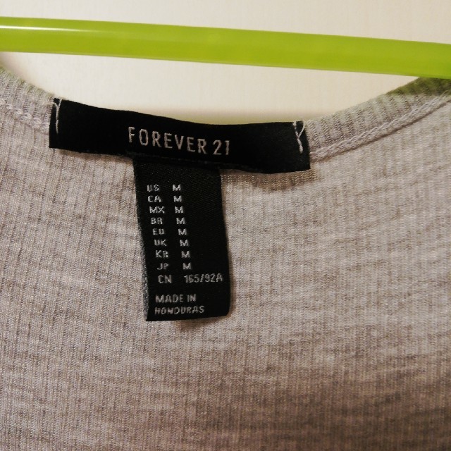 FOREVER 21(フォーエバートゥエンティーワン)のヨガウェア　 スポーツ/アウトドアのトレーニング/エクササイズ(ヨガ)の商品写真