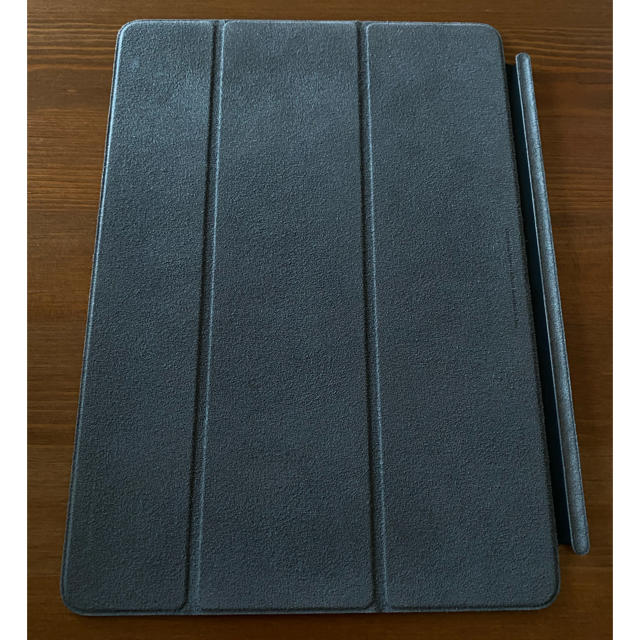 Apple(アップル)の【純正】iPad 9.7インチSmart Cover　チャコールグレイ スマホ/家電/カメラのスマホアクセサリー(iPadケース)の商品写真