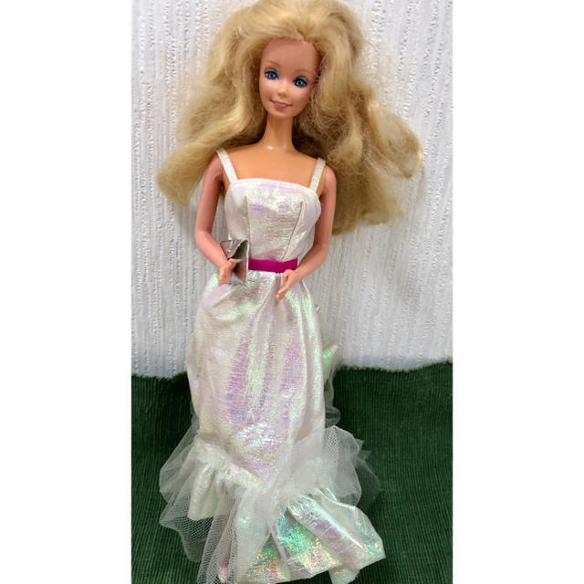 Barbie(バービー)の外国版フランスで購入　Barbie人形　 エンタメ/ホビーのフィギュア(その他)の商品写真