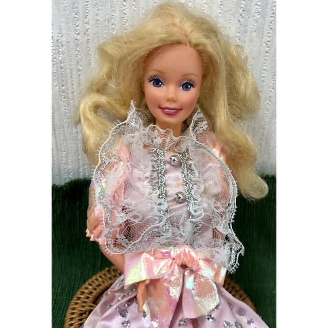 Barbie 外国版フランスで購入 Barbie人形 の通販 By Akko0715jp S Shop バービーならラクマ