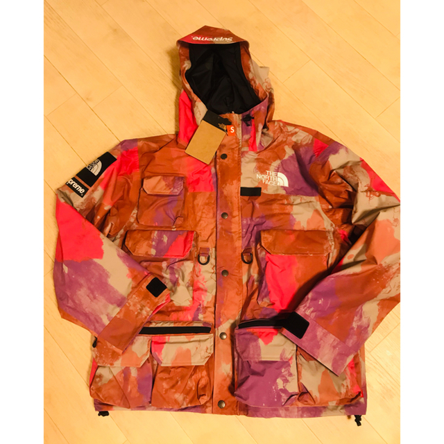 Supreme The North Face Cargo Jacket 1