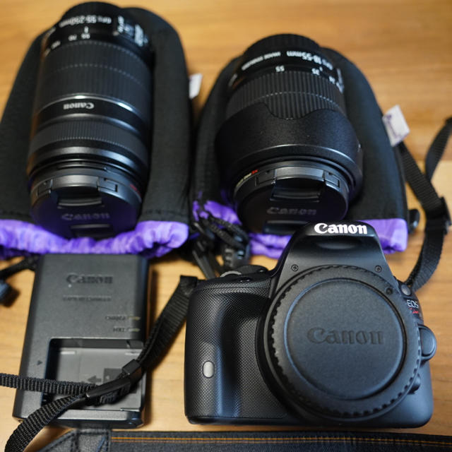 最終値下げ EOS KISS X7 Wズームキット＋レンズフィルター付きCanon