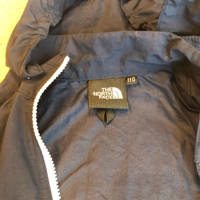 THE NORTH FACE(ザノースフェイス)のTHE NORTH FACE  ナイロンパーカー　110 キッズ/ベビー/マタニティのキッズ服男の子用(90cm~)(ジャケット/上着)の商品写真