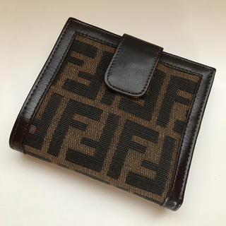 フェンディ(FENDI)の新品　FENDI 二つ折り財布　がま口(折り財布)
