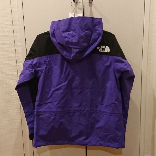 THE NORTH FACE(ザノースフェイス)のかわうそ様専用 新品 ノースフェイス マウンテンライト レディース PP L レディースのジャケット/アウター(ナイロンジャケット)の商品写真