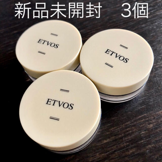 ETVOS(エトヴォス)の新品未開封 etvos エトヴォス ナイトミネラルファンデーション  ミニ3個 コスメ/美容のベースメイク/化粧品(ファンデーション)の商品写真