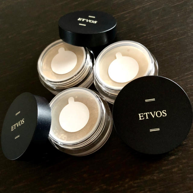 ETVOS(エトヴォス)の新品 エトヴォス マットスムースミネラルファンデーション #35 3個セット コスメ/美容のベースメイク/化粧品(ファンデーション)の商品写真