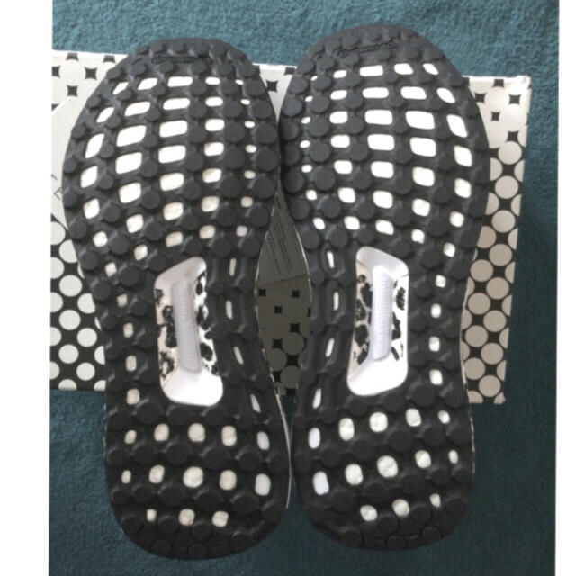 adidas by Stella McCartney(アディダスバイステラマッカートニー)の【新品未使用】アディダスバイステラマッカートニー　ウルトラブースト　25cm レディースの靴/シューズ(スニーカー)の商品写真