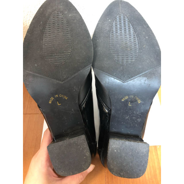 RESEXXY(リゼクシー)のブラックローヒールパンプス レディースの靴/シューズ(ハイヒール/パンプス)の商品写真