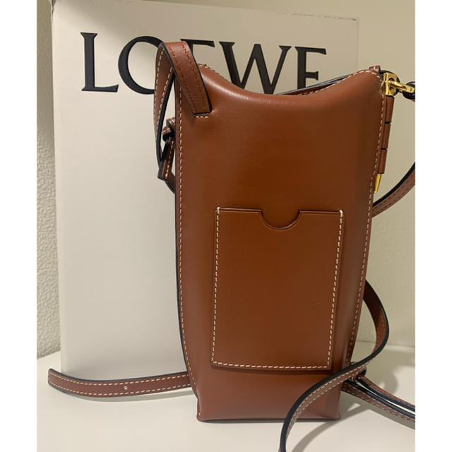 LOEWE(ロエベ)のLOEWE - ゲートポケット レディースのバッグ(ショルダーバッグ)の商品写真