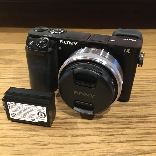 SONY α6000 ボディ　SEL16F28 レンズ　純正バッテリー セット