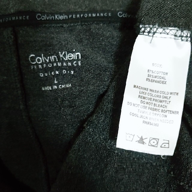 Calvin Klein(カルバンクライン)の【Calvin Klein】パーカー レディースのトップス(パーカー)の商品写真