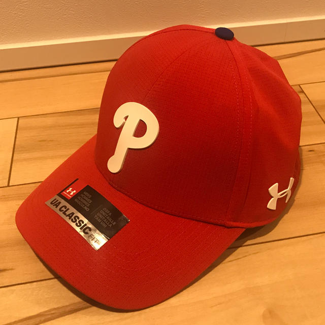 UNDER ARMOUR(アンダーアーマー)の全ちゃんさん専用　MLB フィラデルフィア　フィリーズ　アンダーアーマーキャップ メンズの帽子(キャップ)の商品写真