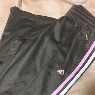 アディダス(adidas)のadidas ジャージ ズボン カーキ(その他)