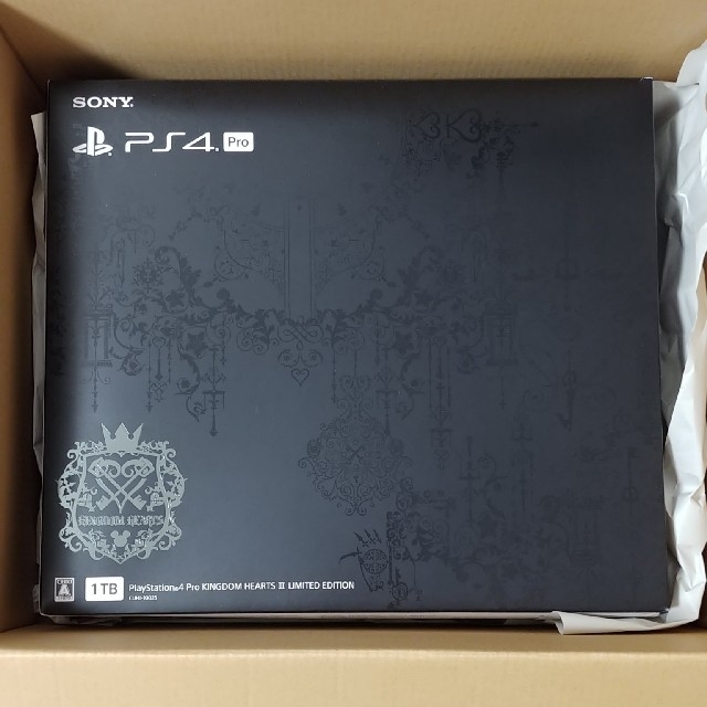 PlayStation4(プレイステーション4)の新品未使用 KINGDOM HEARTS III LIMITED EDITION エンタメ/ホビーのゲームソフト/ゲーム機本体(家庭用ゲーム機本体)の商品写真