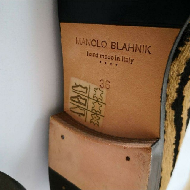 MANOLO BLAHNIK(マノロブラニク)のmanolo blahnik ブーツ定価189000円　新品☆未使用品サイズ36 レディースの靴/シューズ(ハイヒール/パンプス)の商品写真