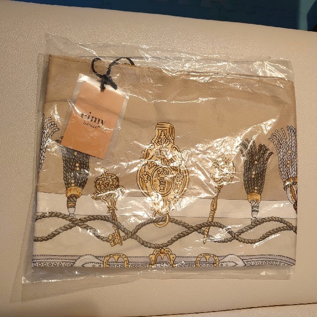 eimy istoire(エイミーイストワール)のエイミーイストワール　フリンジチェーンスカーフ　ベージュ レディースのファッション小物(バンダナ/スカーフ)の商品写真