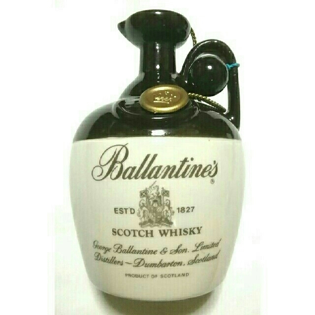 大人気のスコッチウイスキー(Ballantine)フルボトル未開封品超美品 激安 食品/飲料/酒の酒(ウイスキー)の商品写真