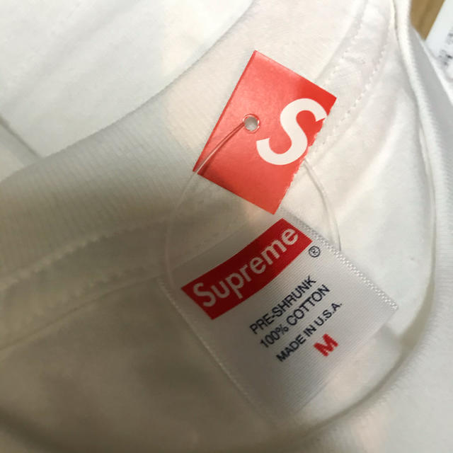 Supreme(シュプリーム)のsupreme BOXロゴ　ロンT ホワイト　Mサイズ メンズのトップス(Tシャツ/カットソー(七分/長袖))の商品写真
